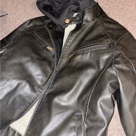 Men’s Leather Moto Jacket - Picture 2 of 7